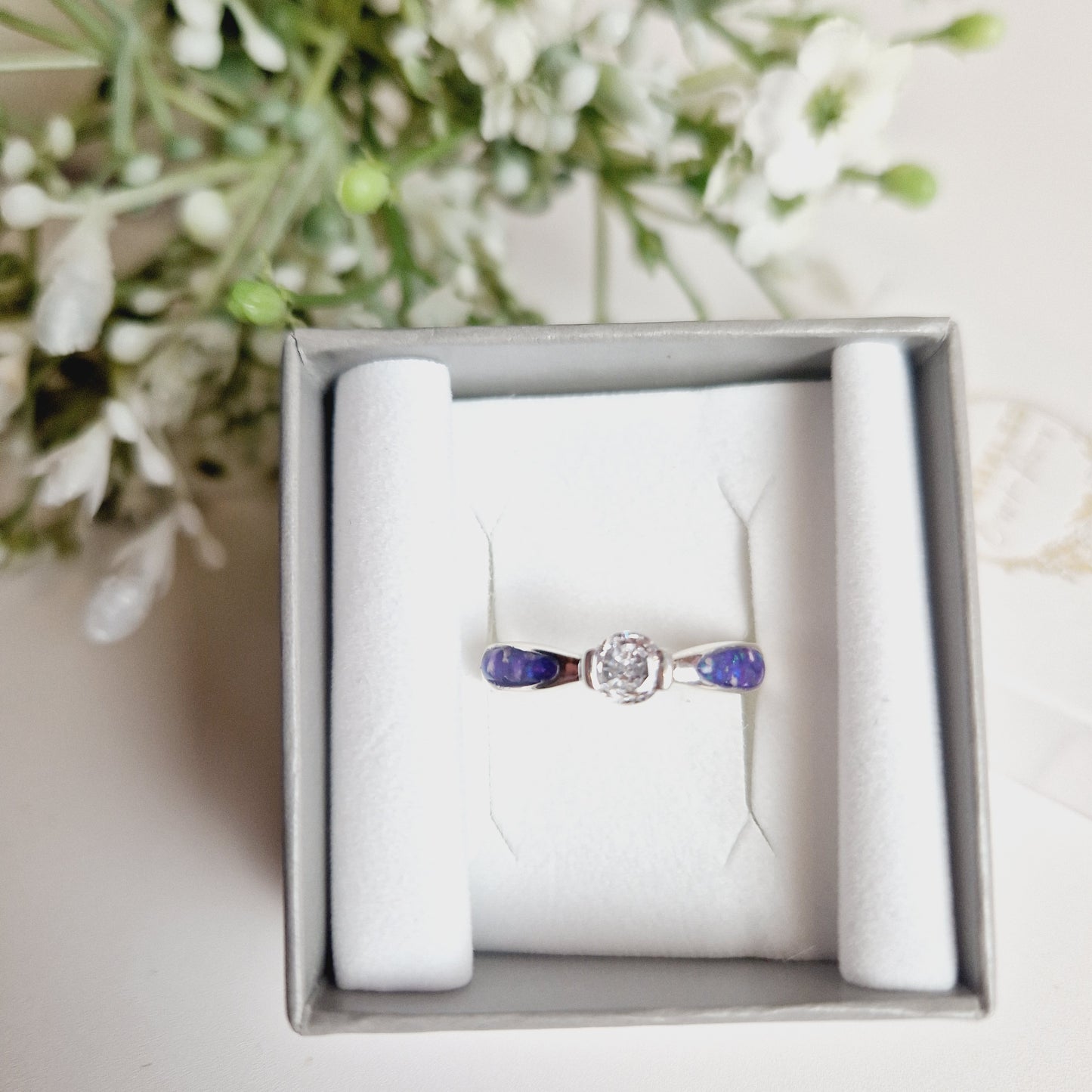 Solitaire ring