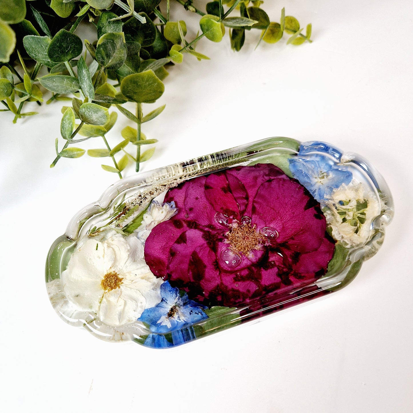 Victorian style oval trinket tray