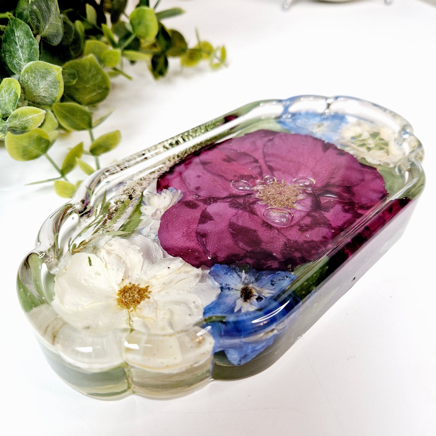 Victorian style oval trinket tray