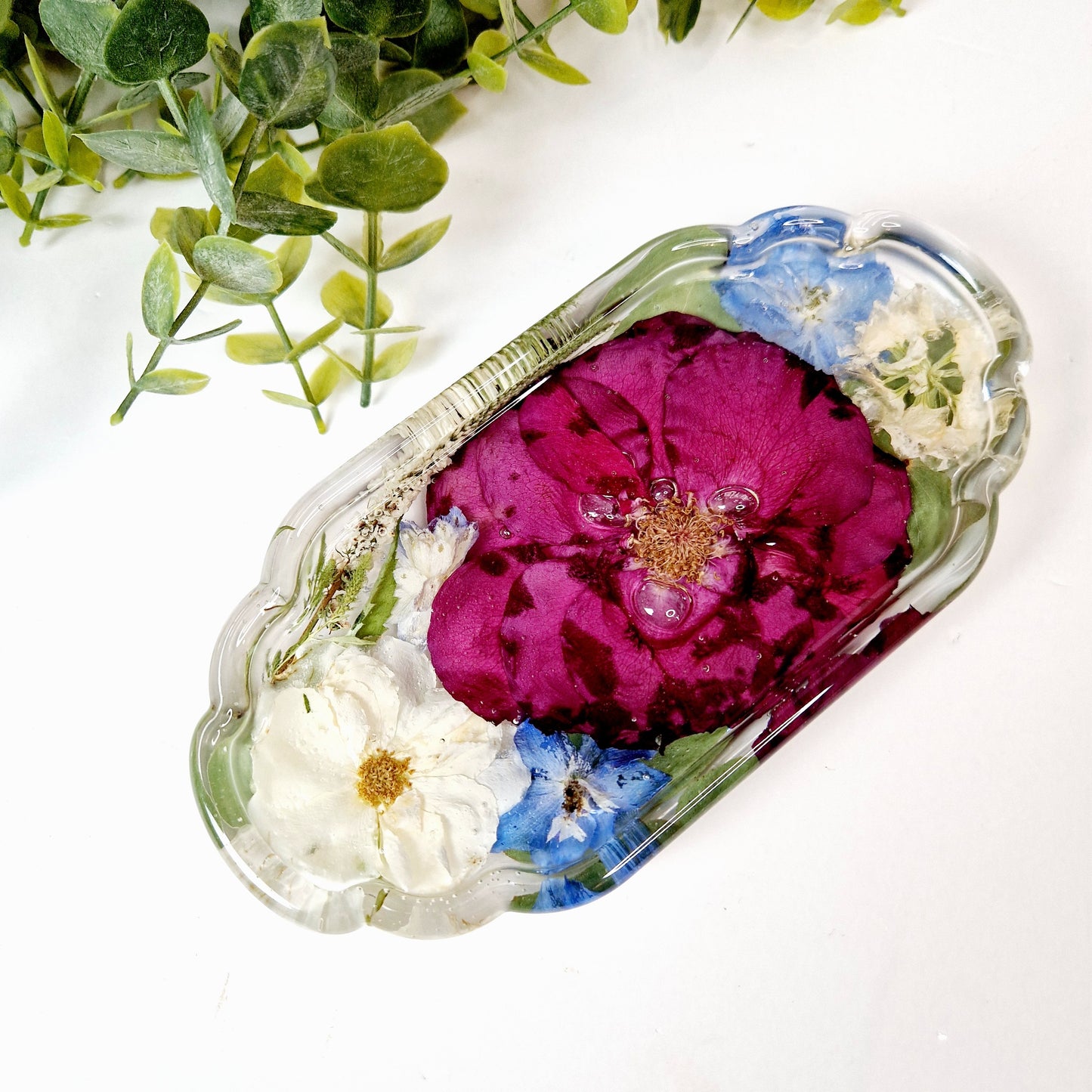 Victorian style oval trinket tray