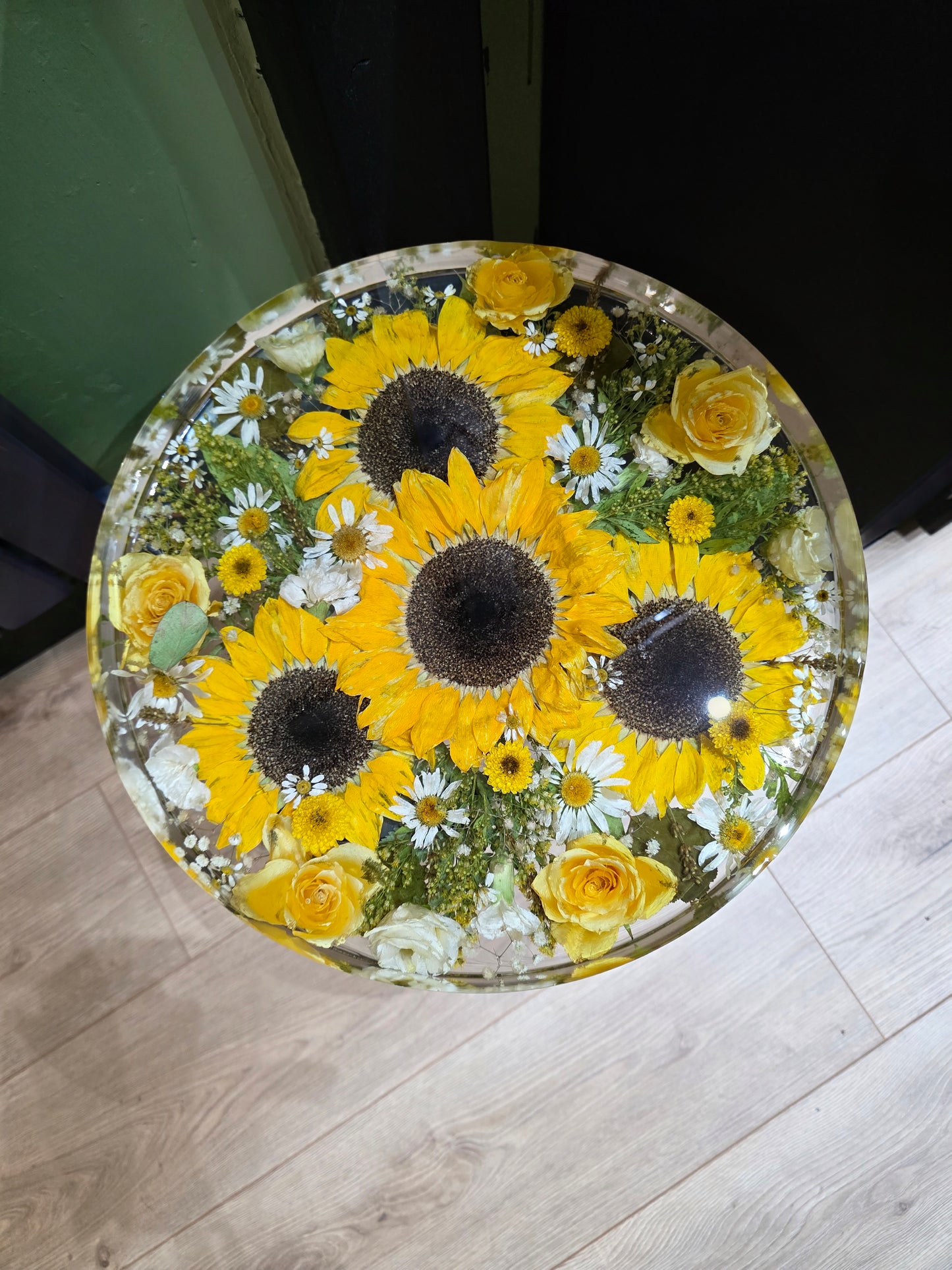 Floral 35cm diameter side table