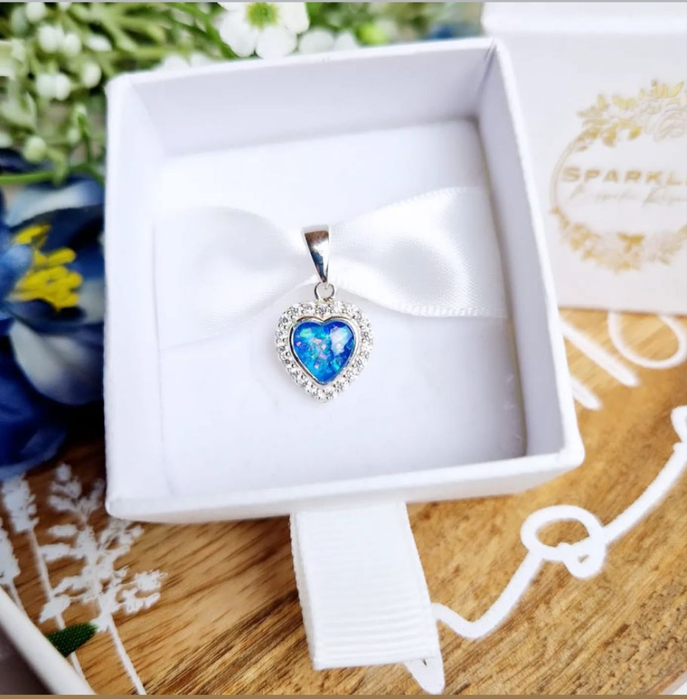 Heart crystal pendant