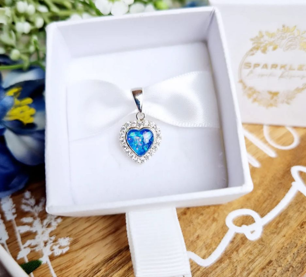 Heart crystal pendant