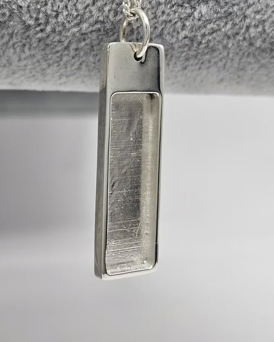 Gents /Unisex oblong bar style pendant