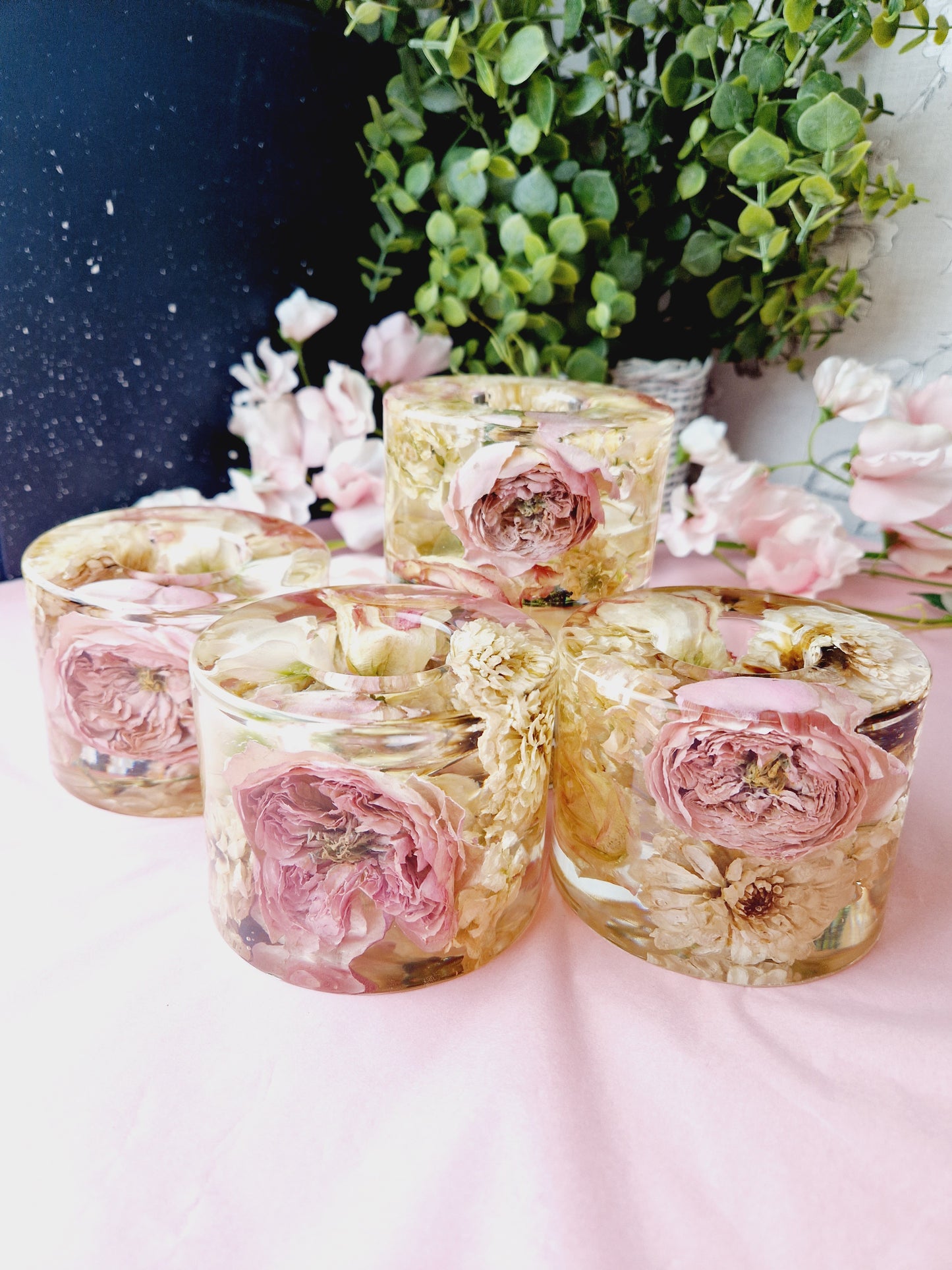 Large round cylinder tea light