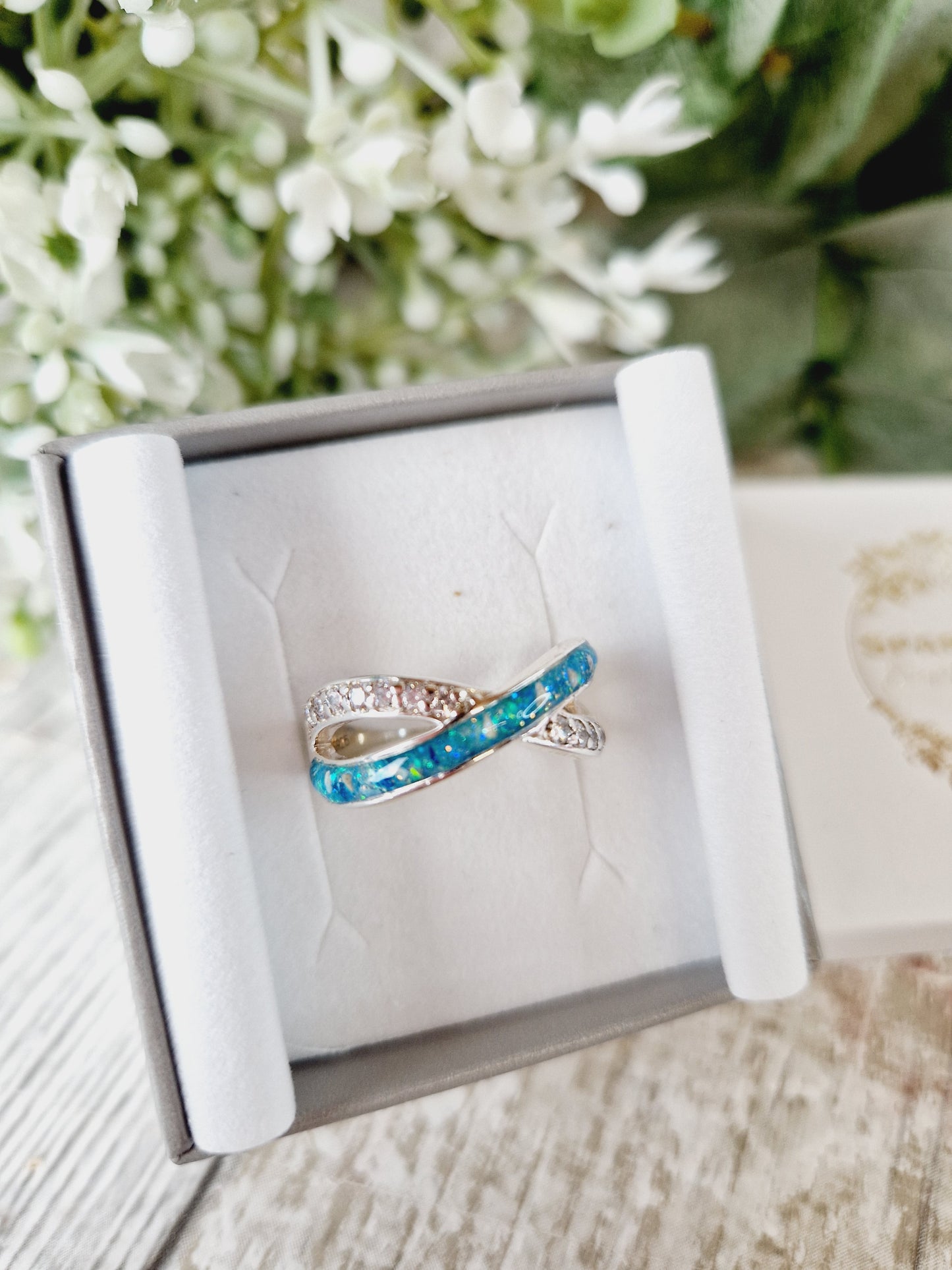 Infinity of love ring