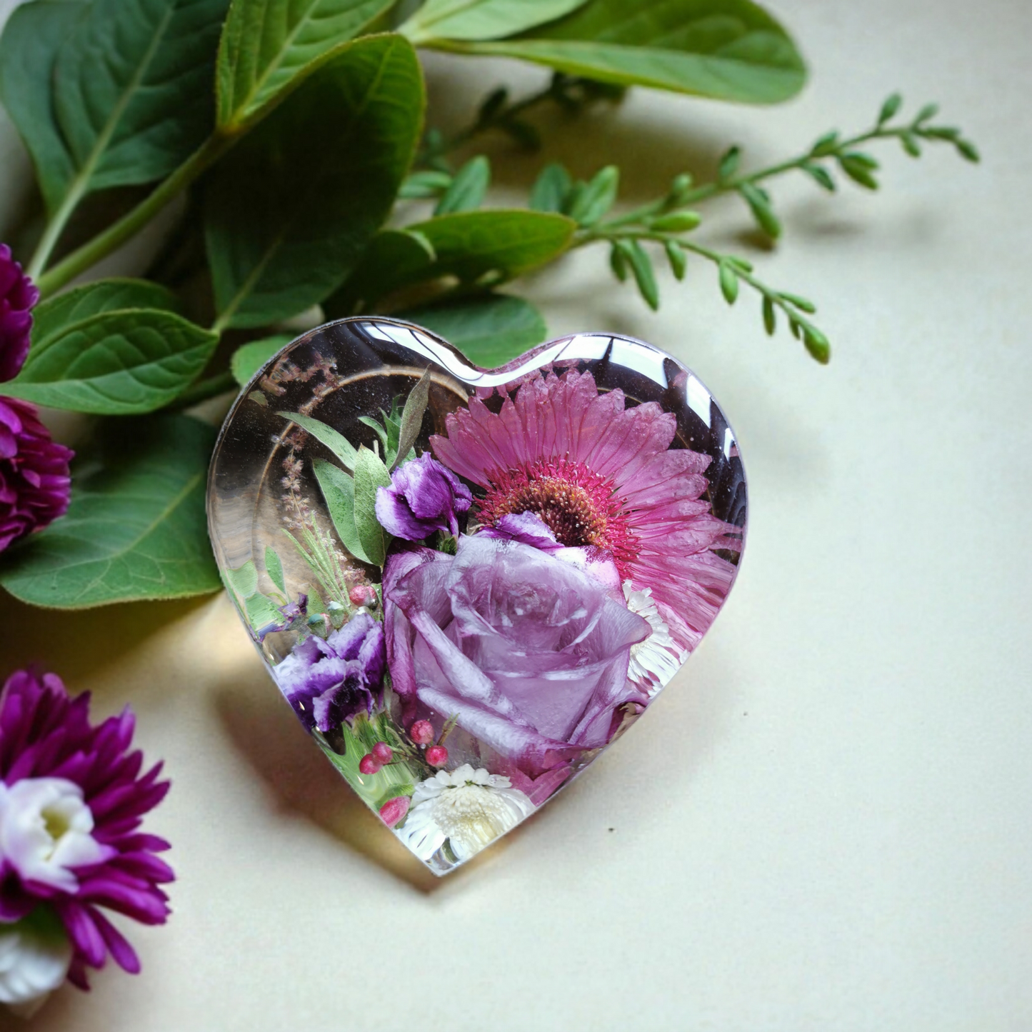 12cm Freestanding heart