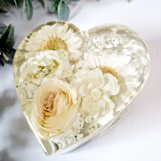 12cm Freestanding heart