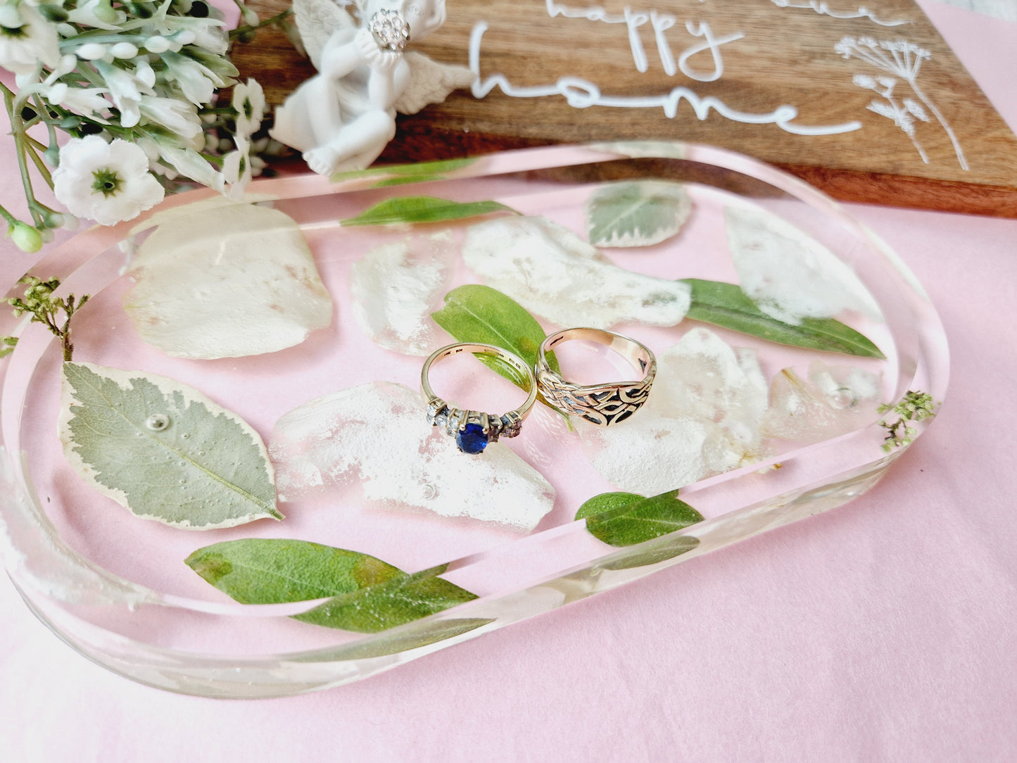 Oval trinket dish