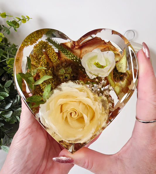 10cm Freestanding Heart