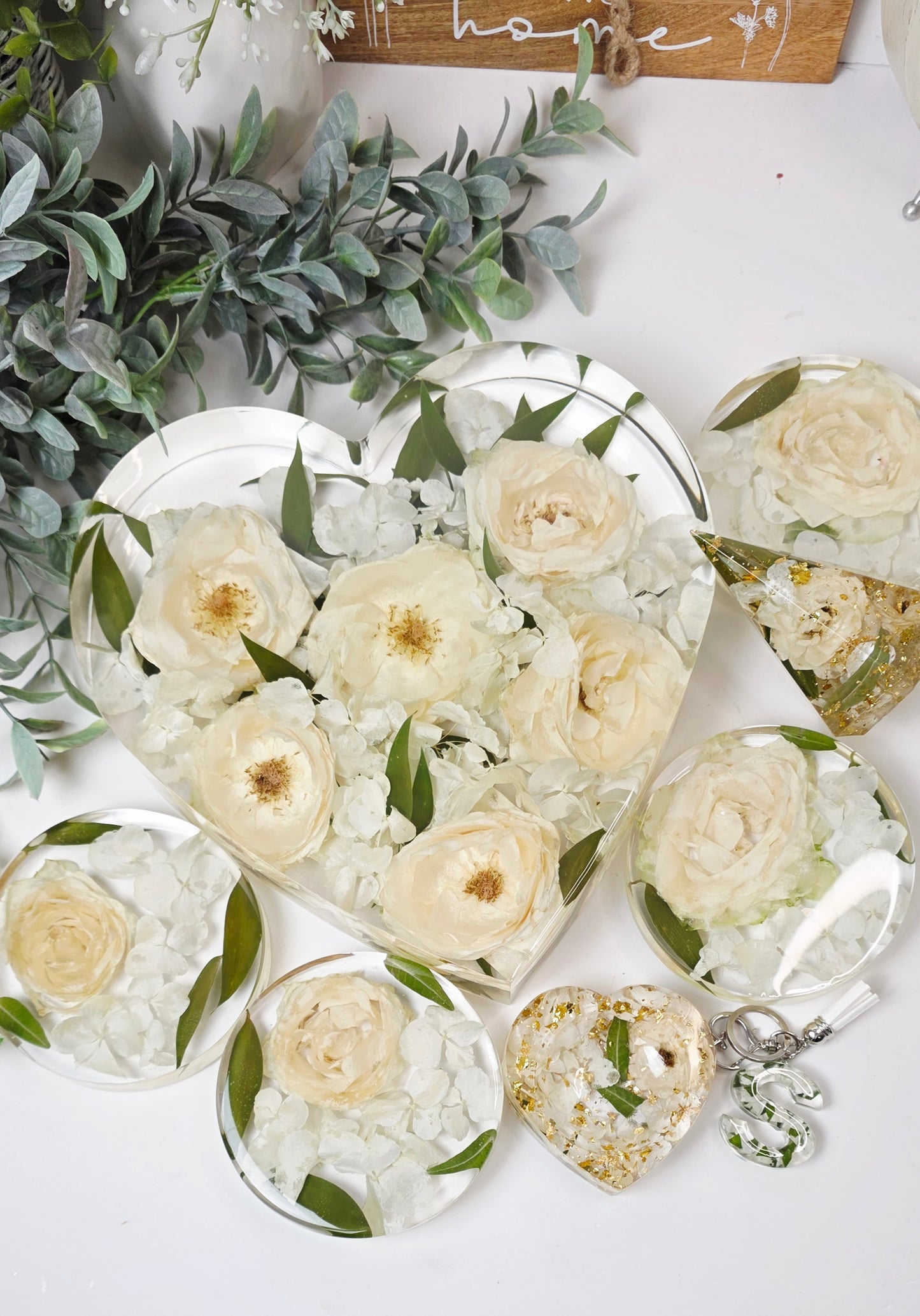 25cm Freestanding  Floral Heart