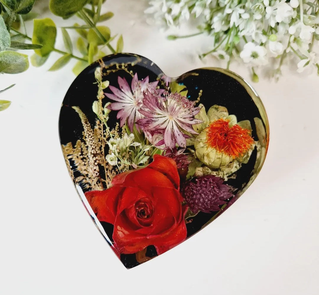 10cm Freestanding Heart