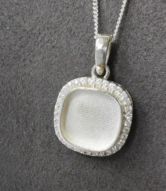 Square crystal pendant